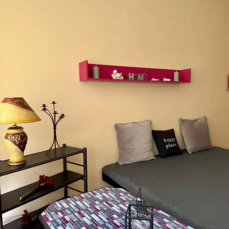 Apartment Golden X Cross *